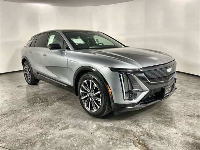 Used 2026 Cadillac Lyriq Sport image 2