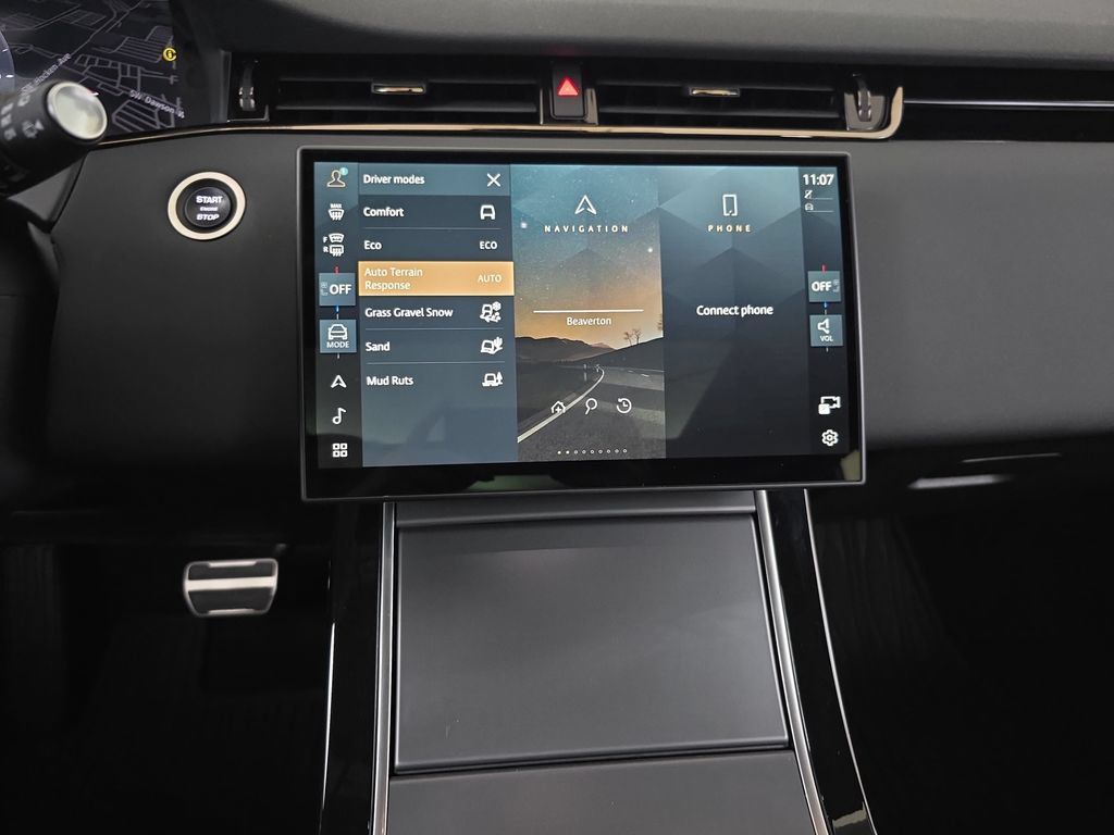 Used 2024 Land Rover Range Rover Evoque Dynamic SE AWD/4WD image 23