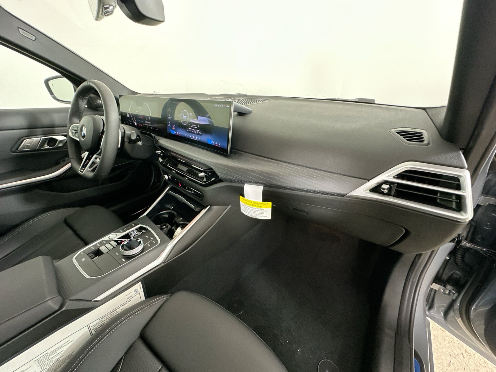 New 2026 BMW 330i xDrive Sedan w/ M Sport Package AWD/4WD image 46