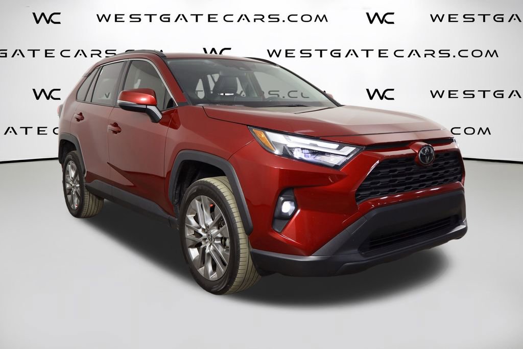 Used 2025 Toyota RAV4 XLE Premium image 43