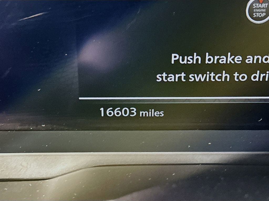 Certified 2023 Nissan Rogue Platinum image 18