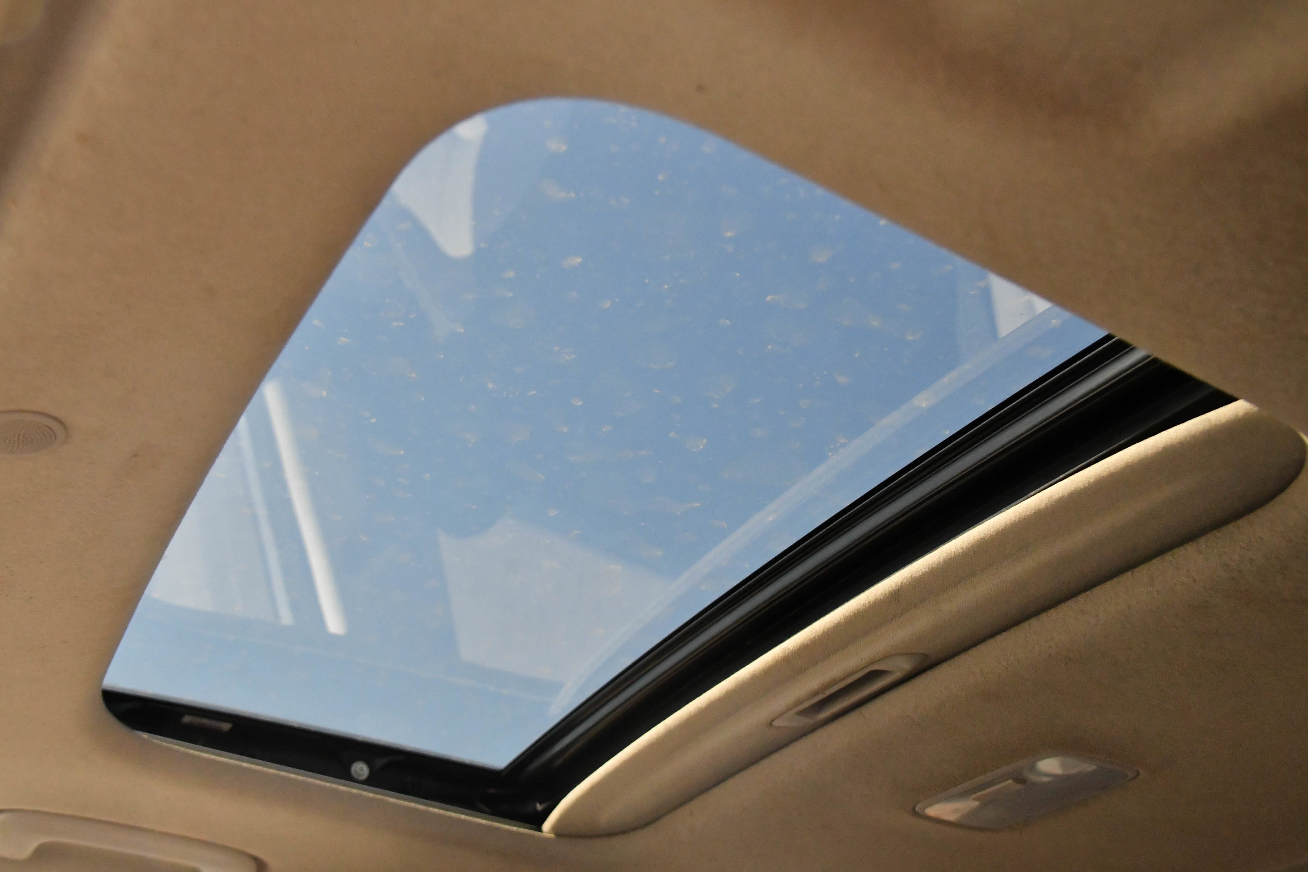 Used 2023 Hyundai Venue SEL w/ Cargo Package image 31