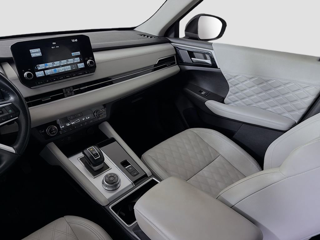 Used 2024 Mitsubishi Outlander SEL image 26