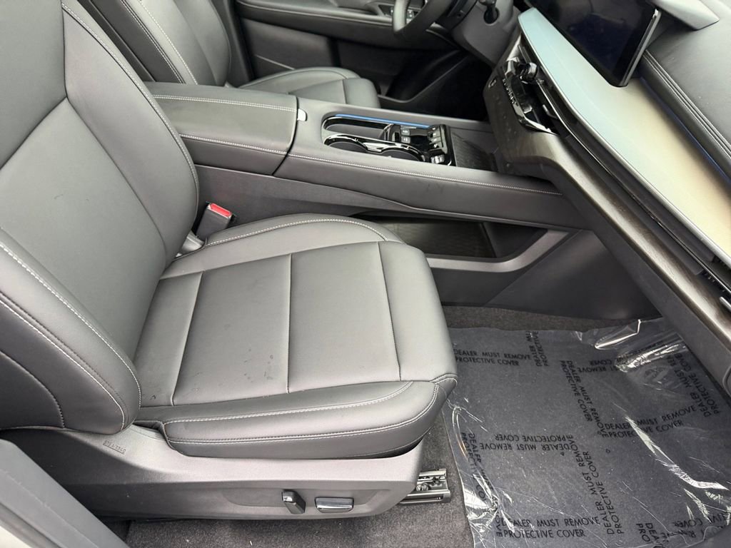 Used 2025 Nissan Murano SL image 26