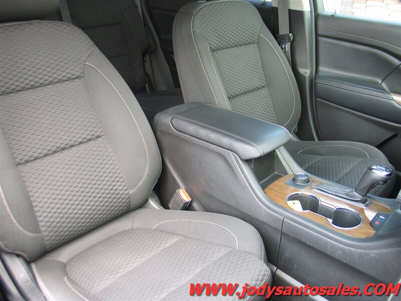 Used 2019 GMC Acadia SLE AWD/4WD image 21