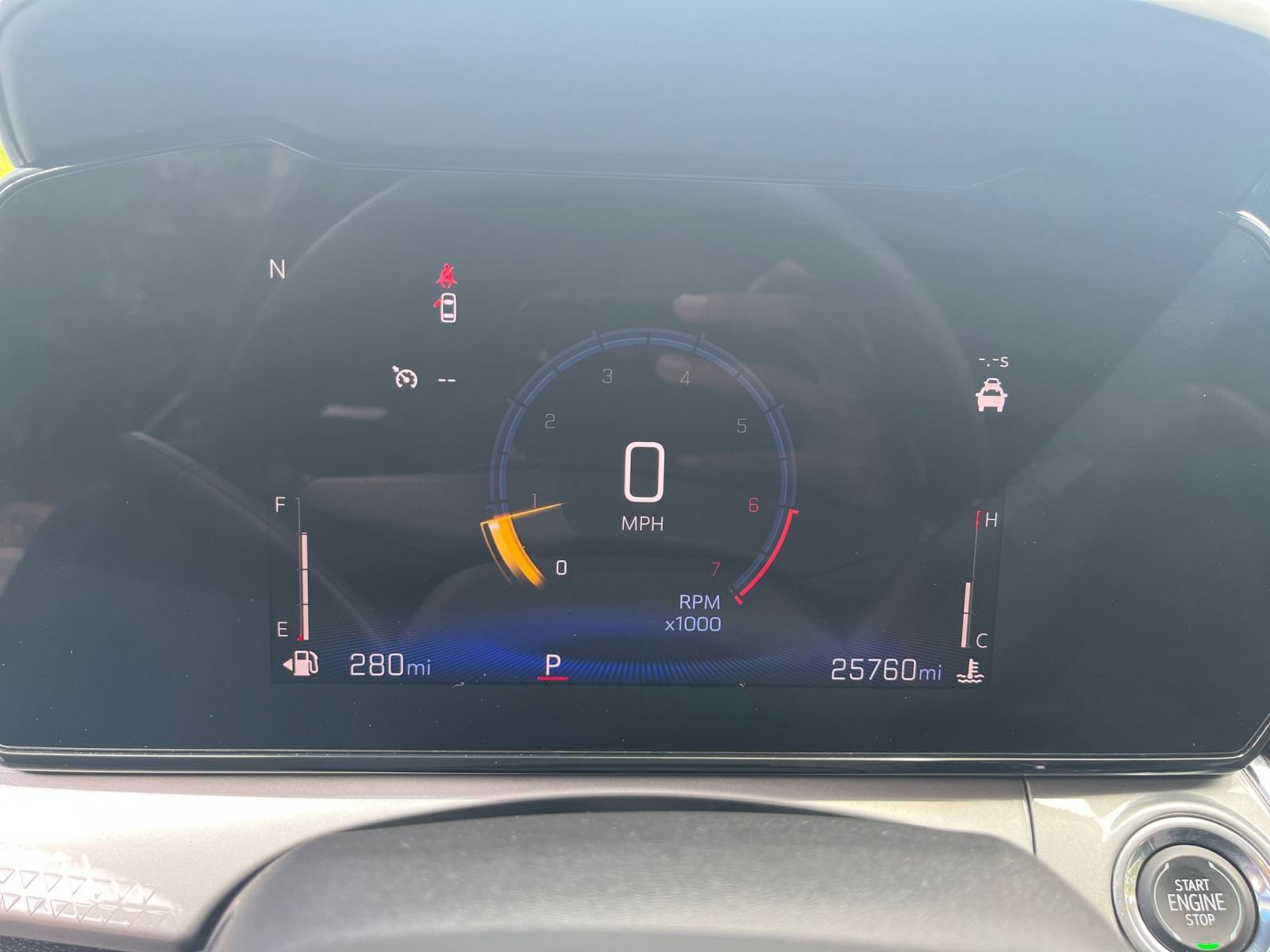 Used 2025 Chevrolet Trax LT FWD image 39