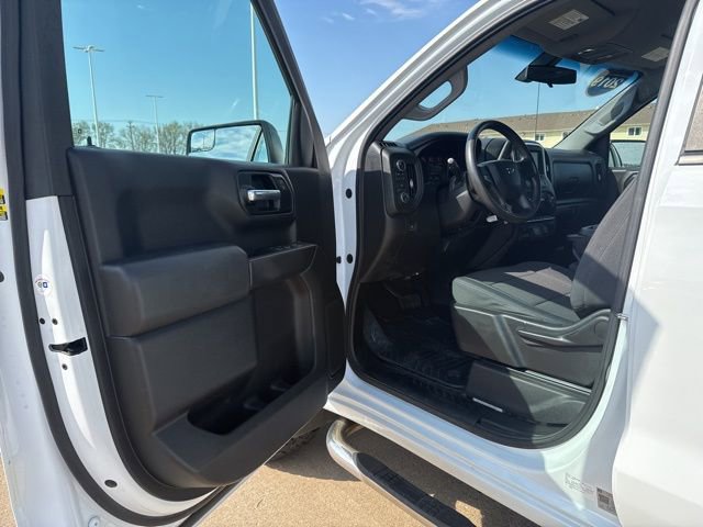 Used 2019 Chevrolet Silverado 1500 Custom Trail Boss w/ Custom Convenience Package AWD/4WD image 13