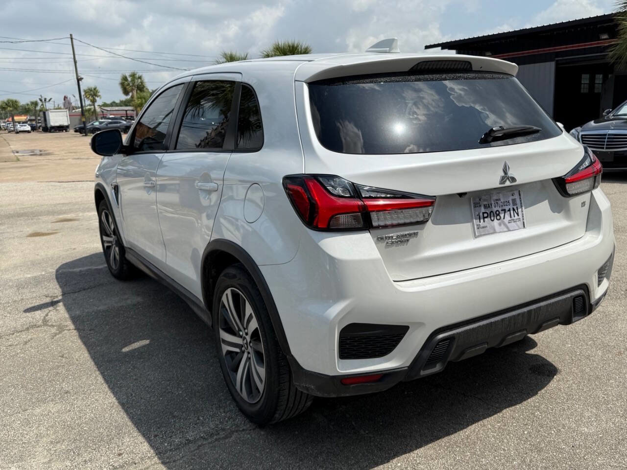 Used 2020 Mitsubishi Outlander Sport SE FWD image 8