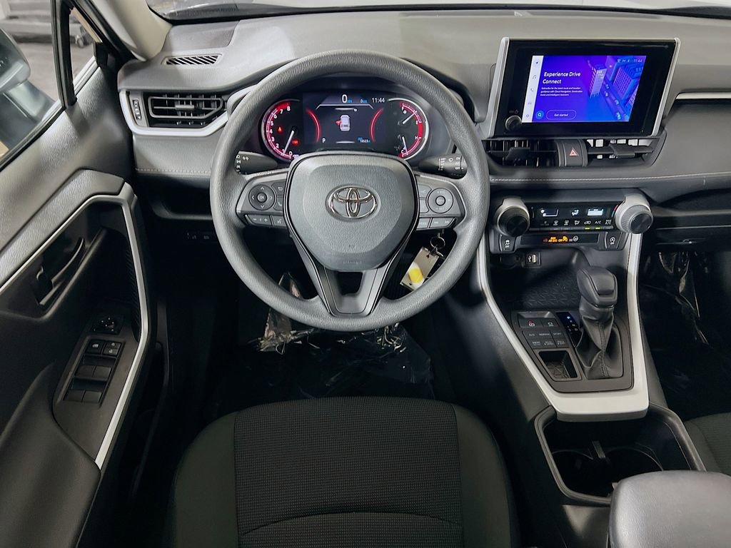 Used 2023 Toyota RAV4 LE AWD/4WD image 20