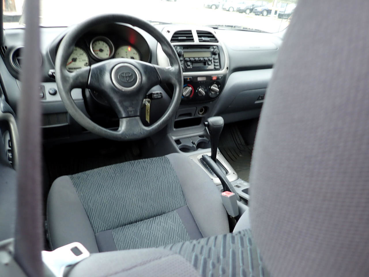 Used 2001 Toyota RAV4 4WD image 28