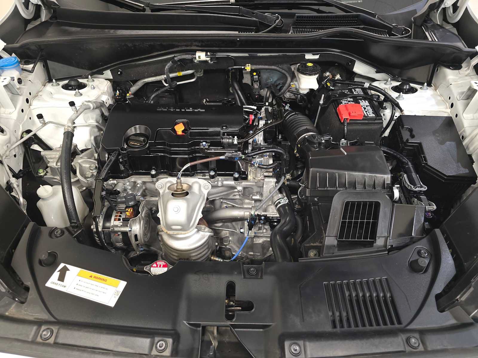 Used 2024 Honda HR-V EX-L image 9