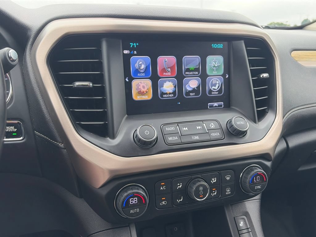 Used 2019 GMC Acadia Denali w/ Technology Package AWD/4WD image 23