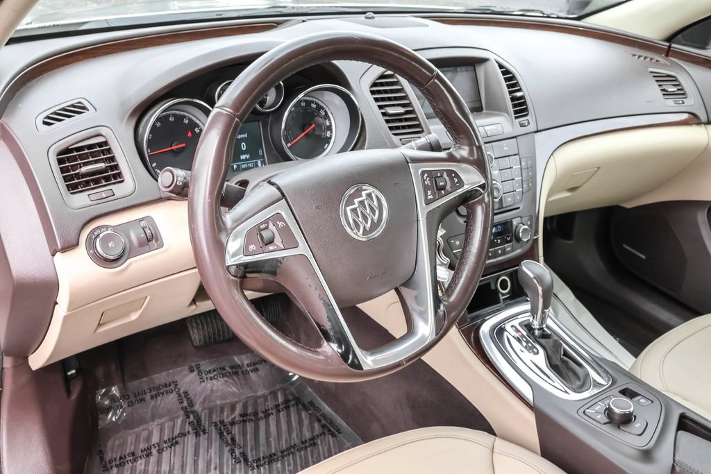 Used 2011 Buick Regal CXL Turbo w/ TO7 Preferred Equipment Group FWD image 4