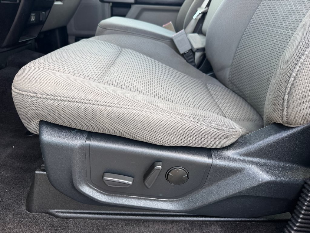 Used 2020 Ford F150 XLT w/ Equipment Group 302A Luxury RWD image 14