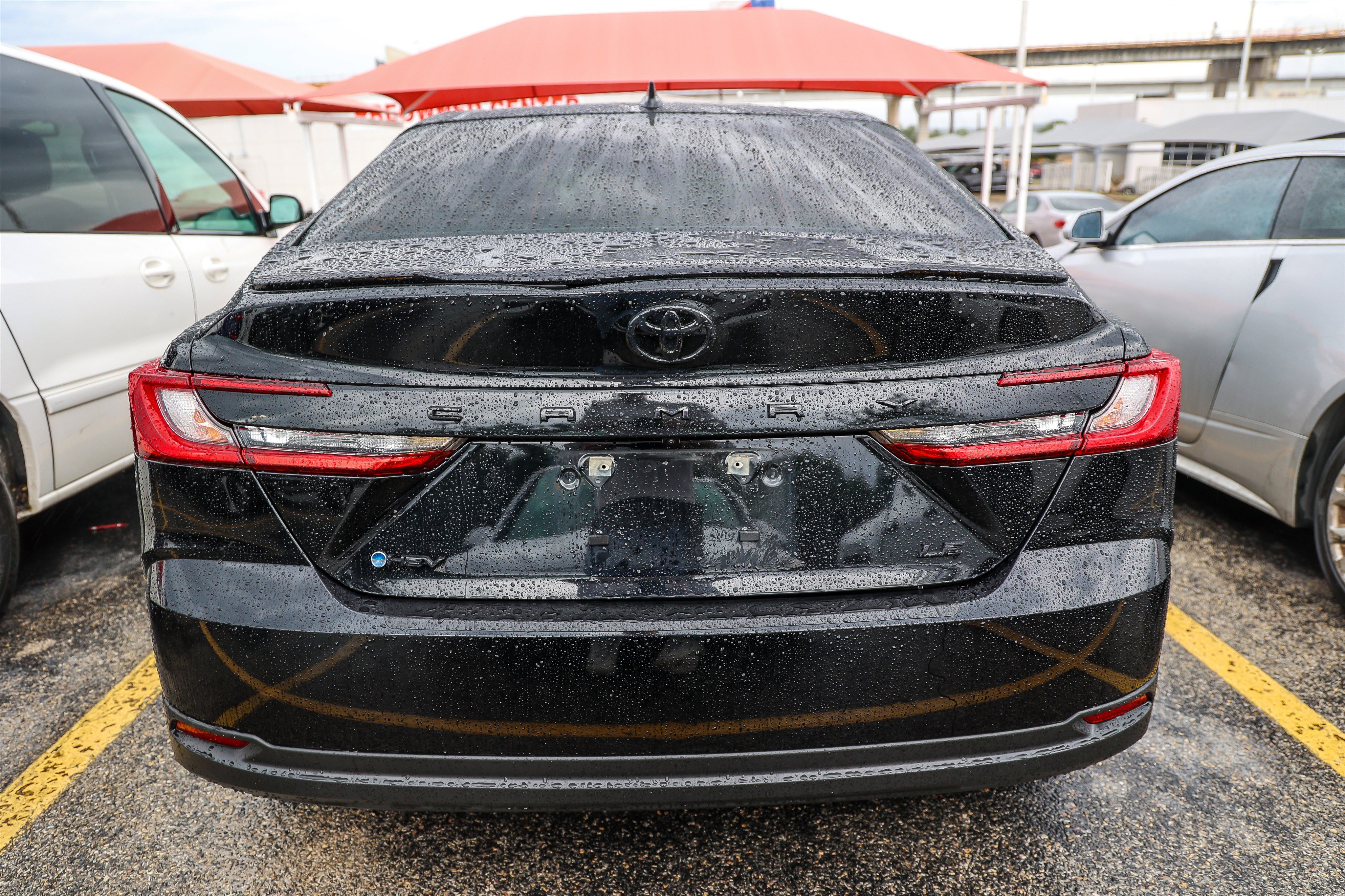 Used 2025 Toyota Camry LE w/ Convenience Package FWD image 9