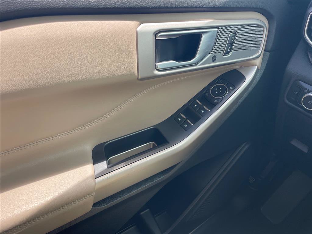 Used 2023 Ford Explorer Limited RWD image 19