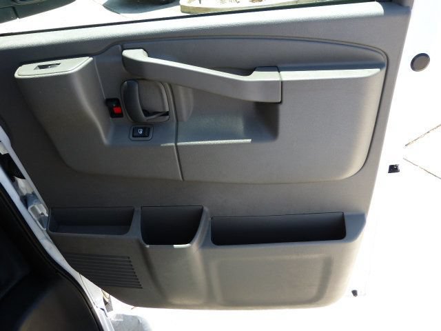 Used 2024 GMC Savana 2500 w/ Driver Convenience Package RWD image 23