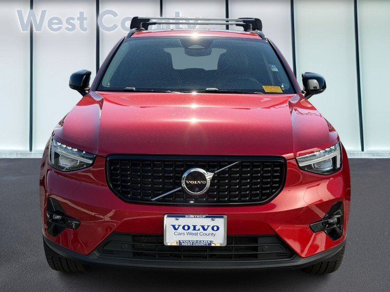 Certified 2023 Volvo XC40 B5 Ultimate w/ Protection Package Premier AWD/4WD image 10