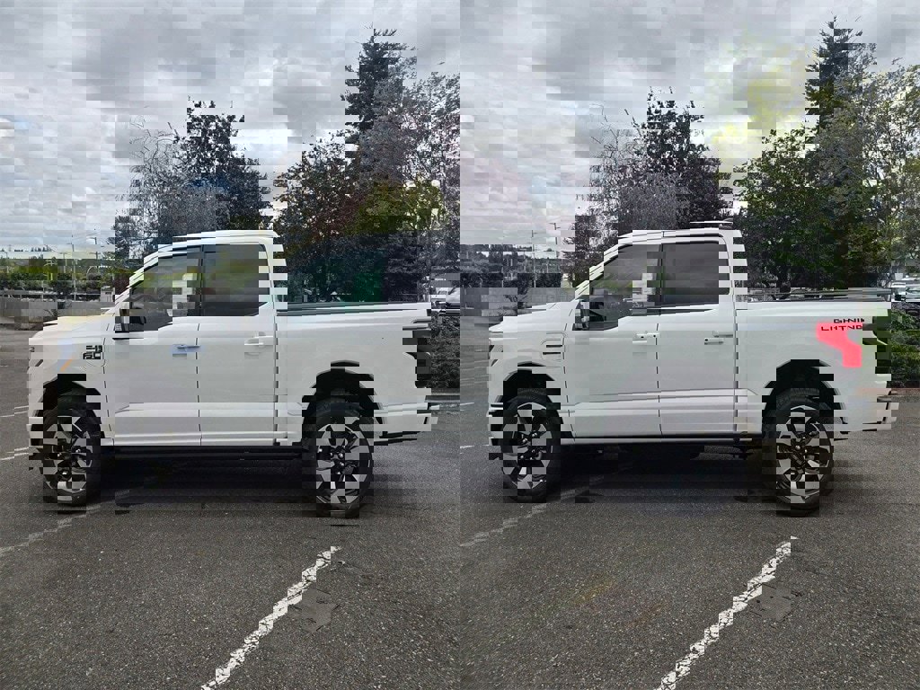 New 2025 Ford F150 Lightning Platinum image 8