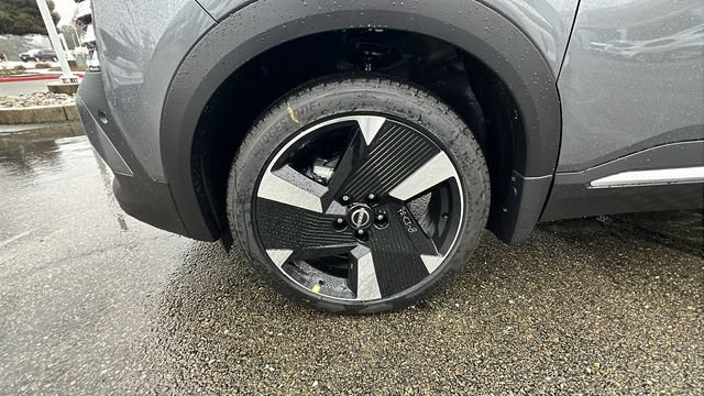 New 2025 Nissan Kicks SR w/ Illumination Package AWD/4WD image 11