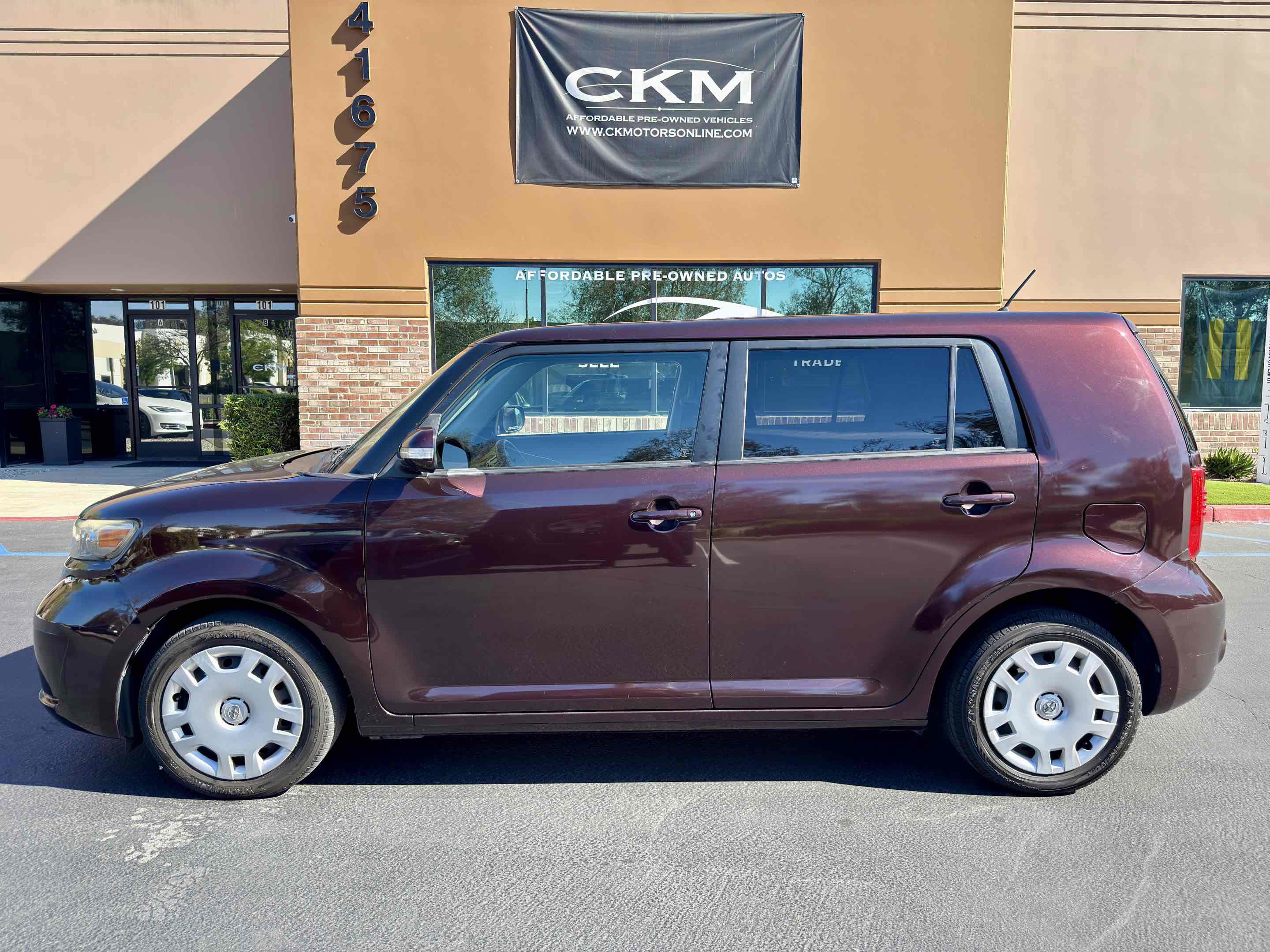 Used 2008 Scion xB image 3