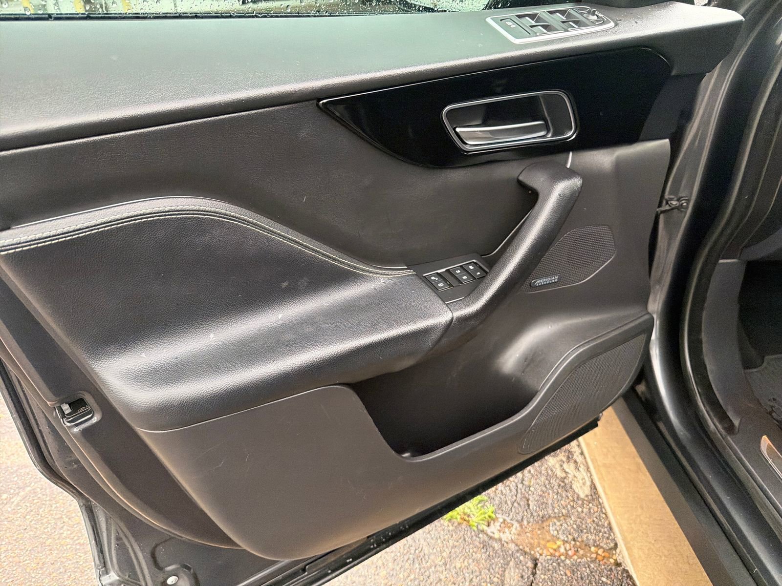 Used 2018 Jaguar F-PACE S AWD/4WD image 47