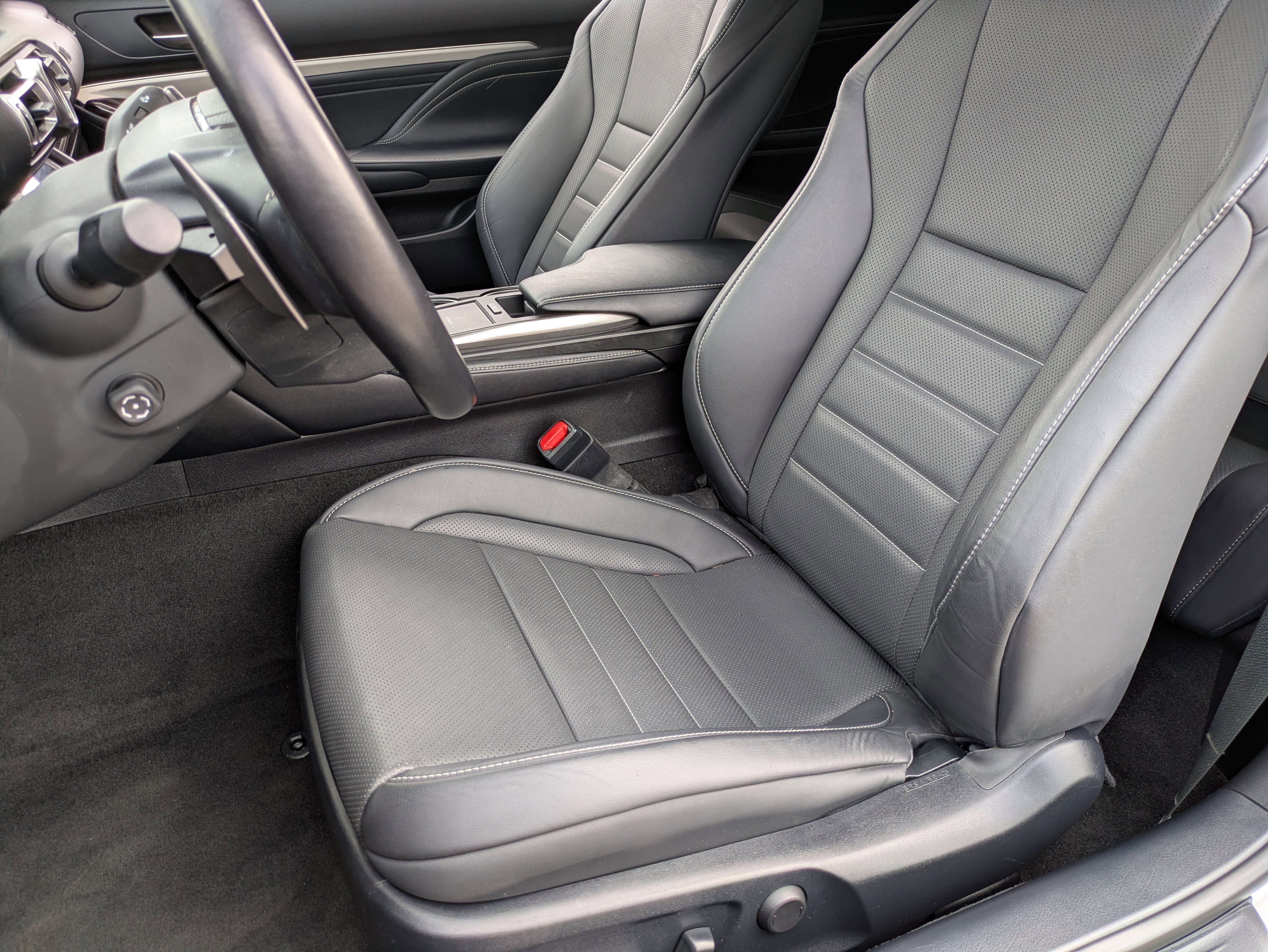 Used 2022 Lexus RC 350 w/ Premium Package RWD image 17