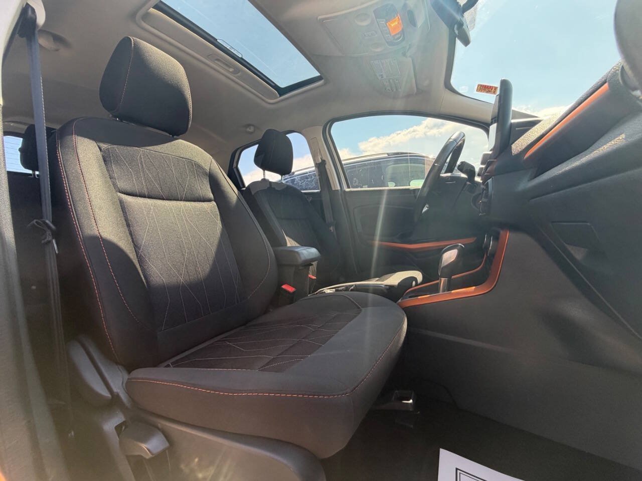 Used 2021 Ford EcoSport SE w/ SE Appearance Package FWD image 26