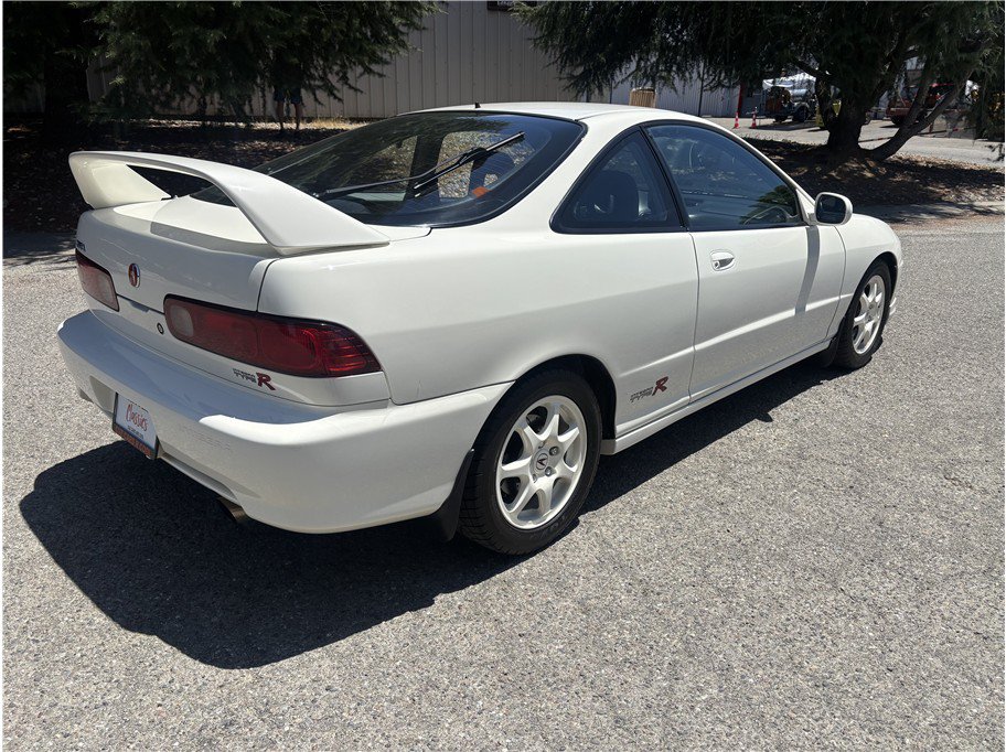 Used 1998 Acura Integra Type R FWD image 6