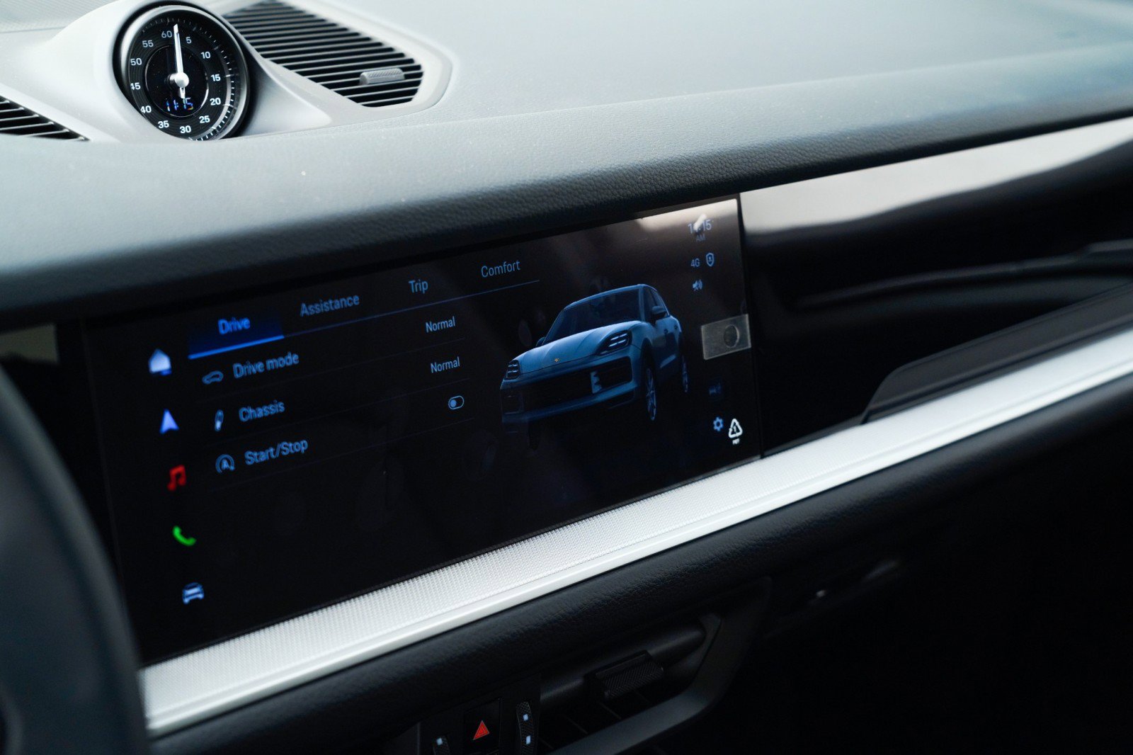 New 2026 Porsche Cayenne image 28