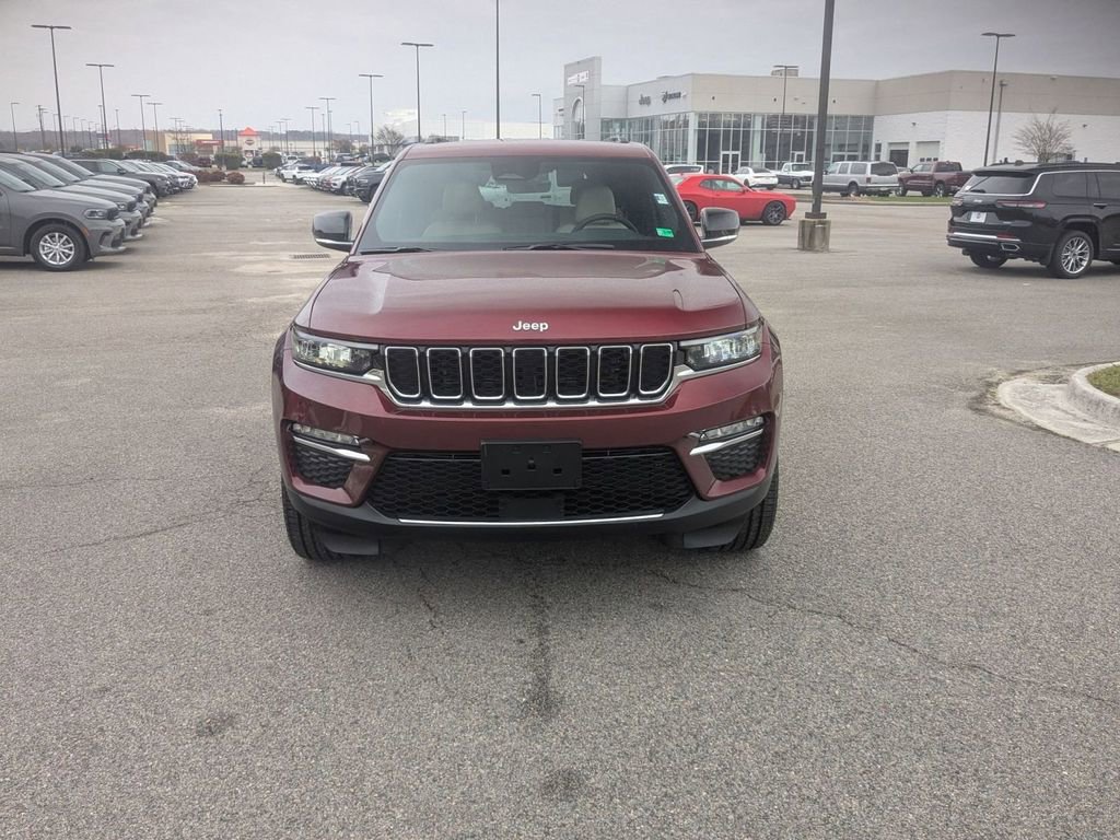 New 2025 Jeep Grand Cherokee Limited w/ Trailer Tow Package image 8