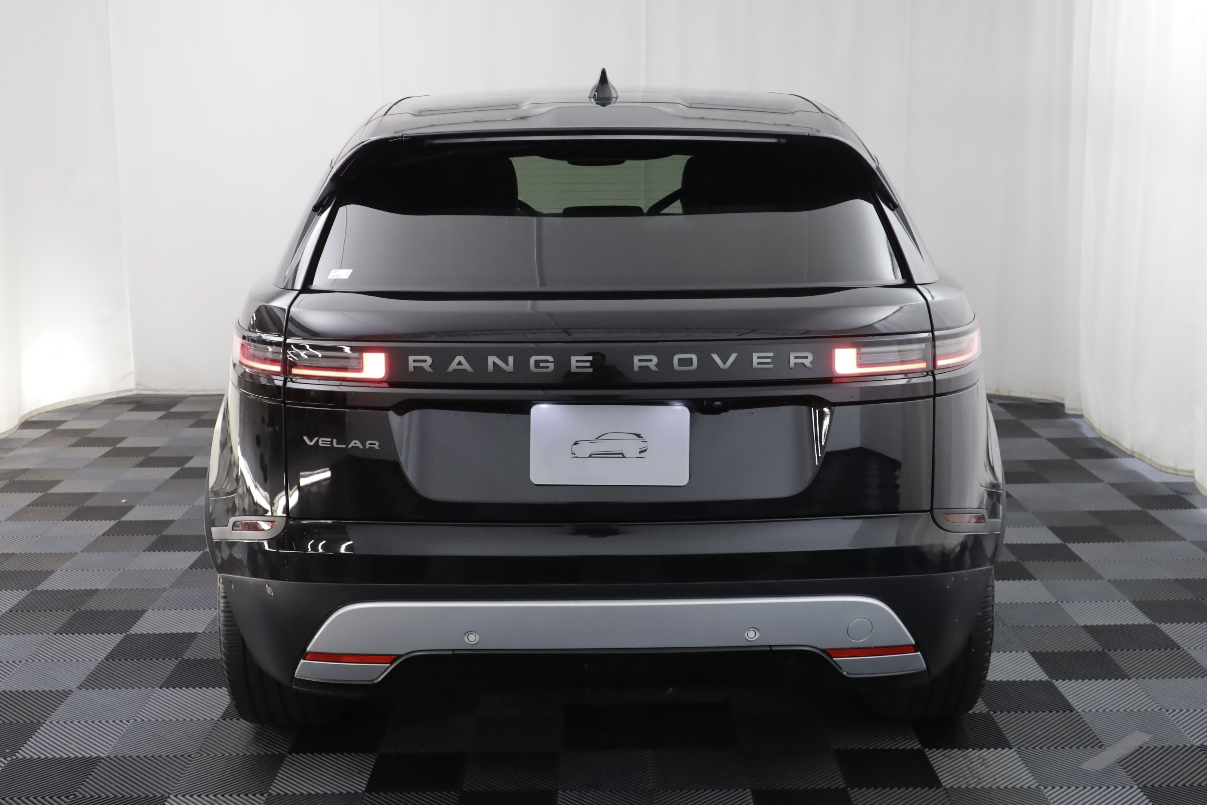 Used 2025 Land Rover Range Rover Velar S AWD/4WD image 20