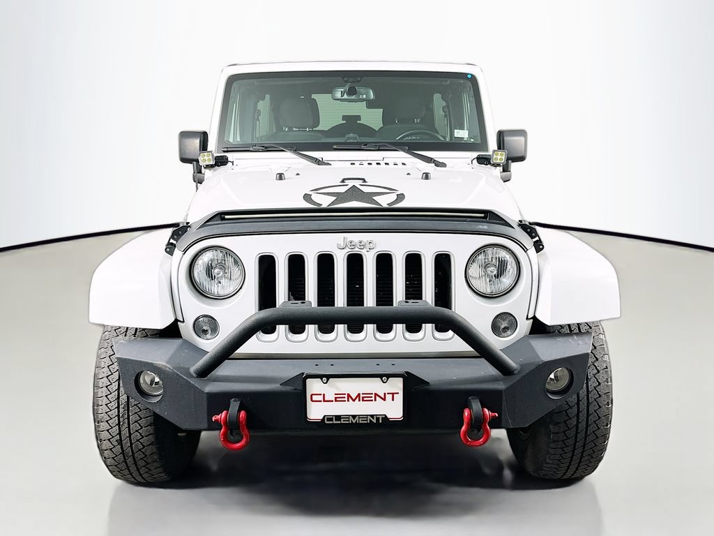 Used 2017 Jeep Wrangler Unlimited Sahara w/ Dual Top Group AWD/4WD image 3