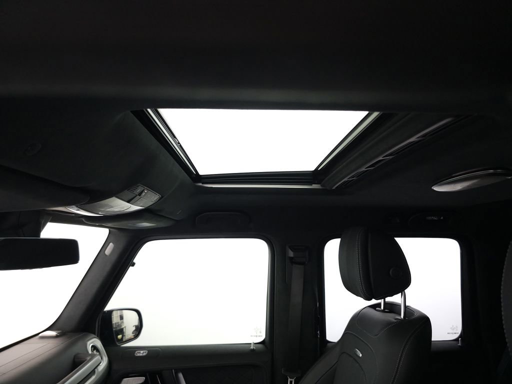 Used 2025 Mercedes-Benz G 63 AMG 4MATIC image 26