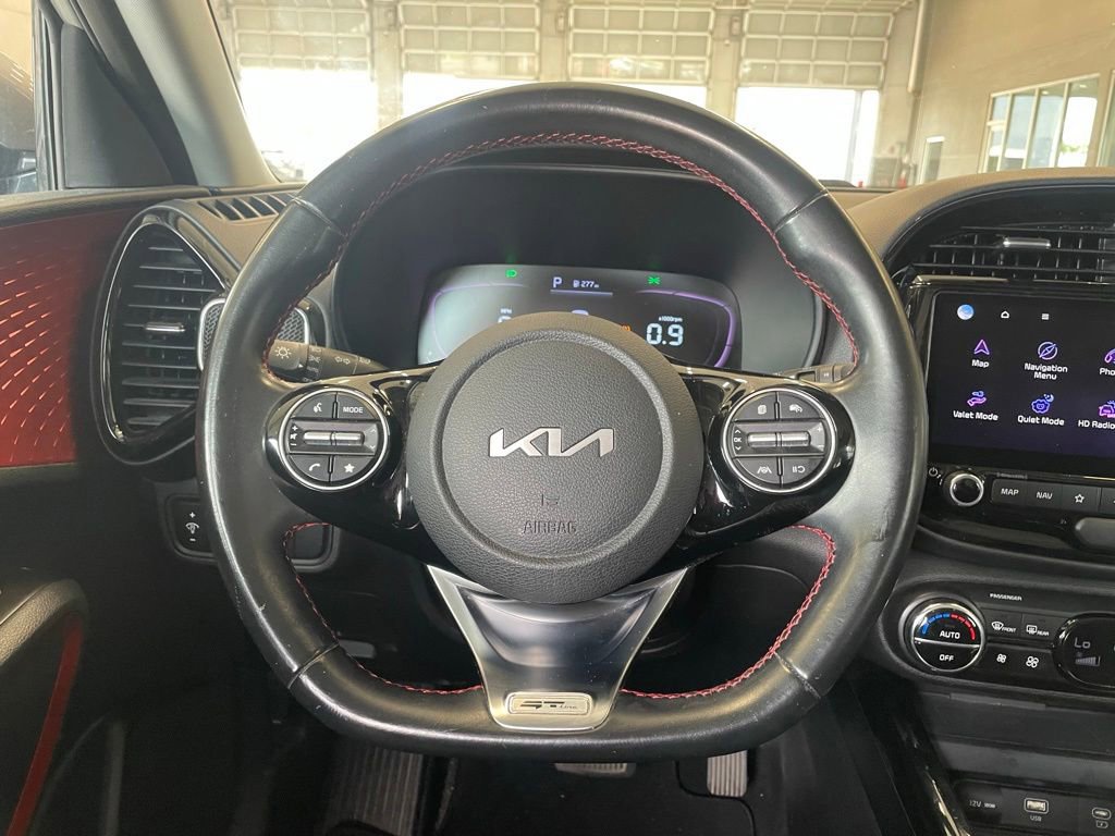 Used 2023 Kia Soul GT-Line FWD image 15