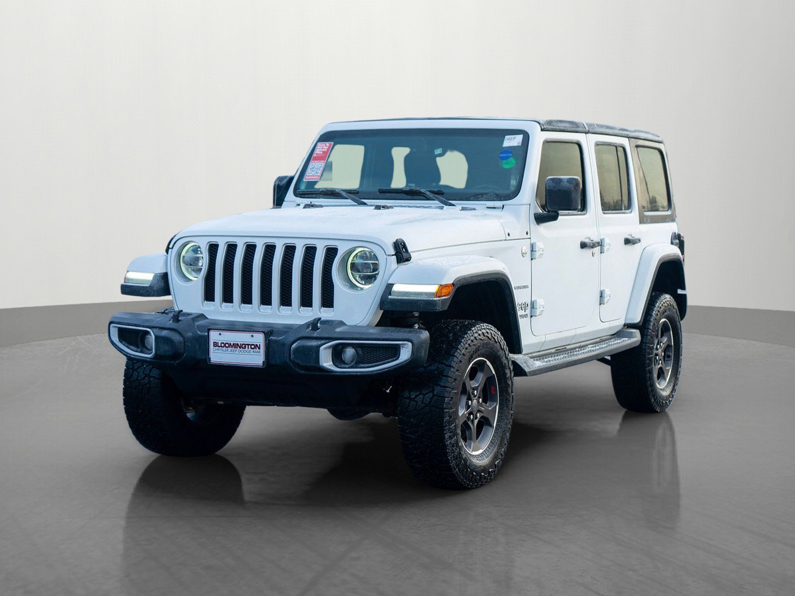 Used 2018 Jeep Wrangler Unlimited Sahara w/ Uconnect 4C Nav & Sound Group image 3