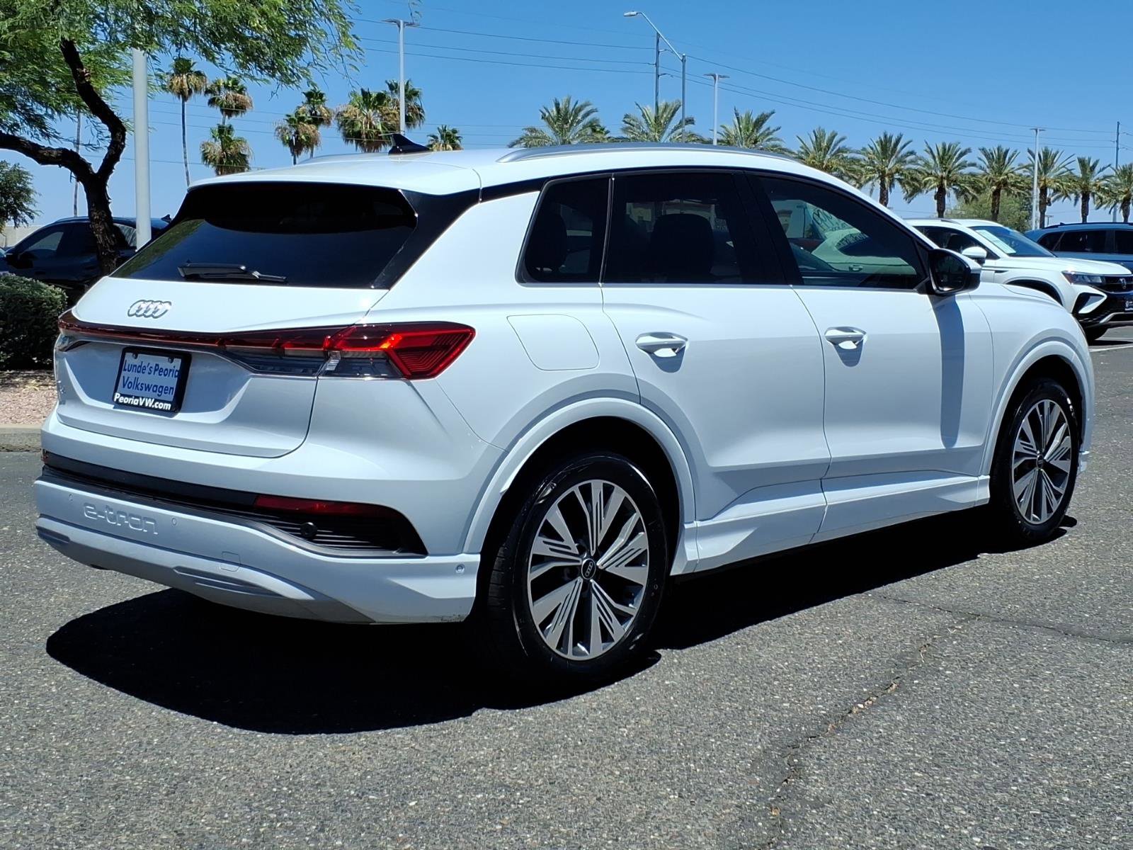 Used 2023 Audi Q4 e-tron Premium Plus w/ Premium Plus RWD image 7