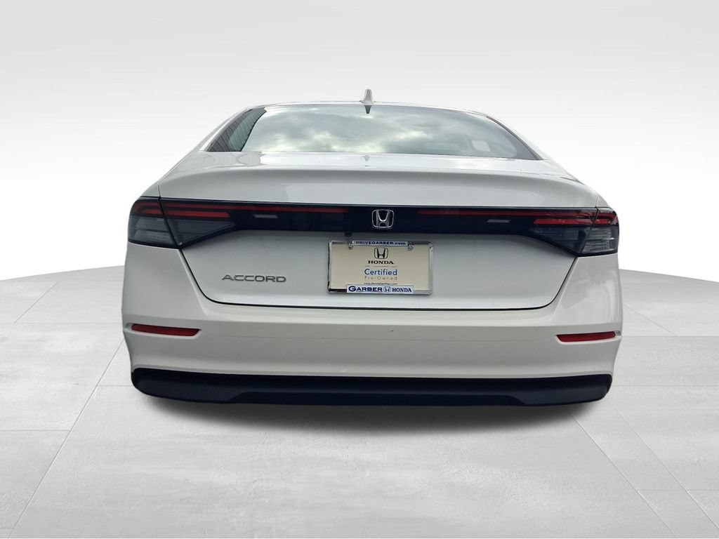 Used 2024 Honda Accord EX image 11
