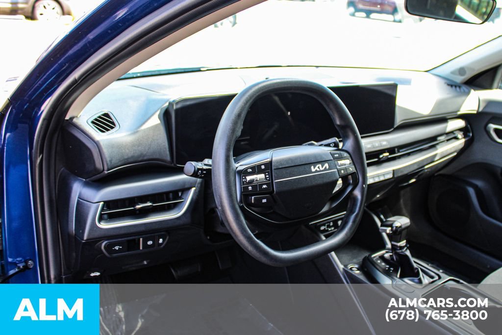 Used 2025 Kia K4 FWD image 31
