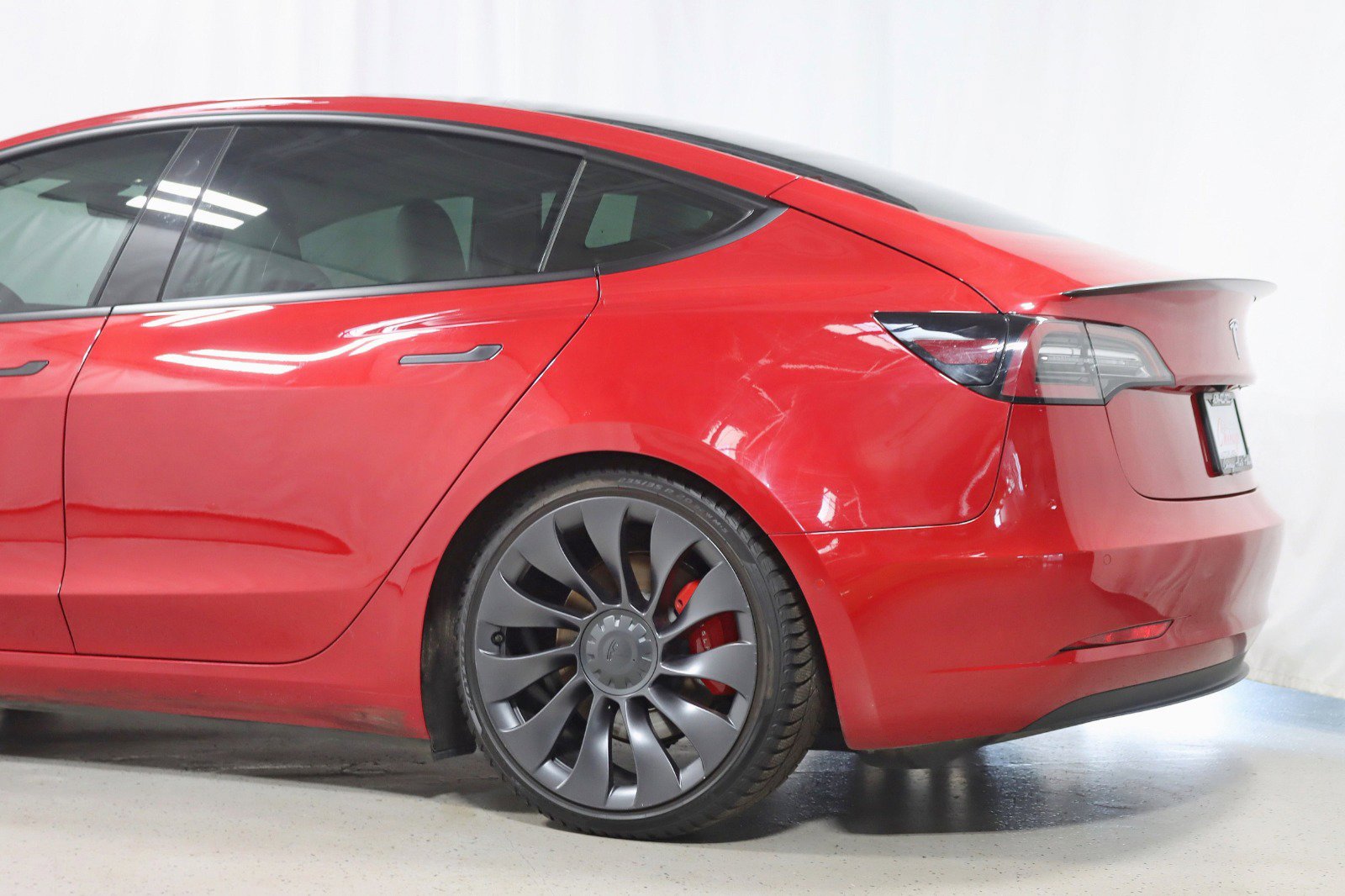 Used 2022 Tesla Model 3 Performance image 10