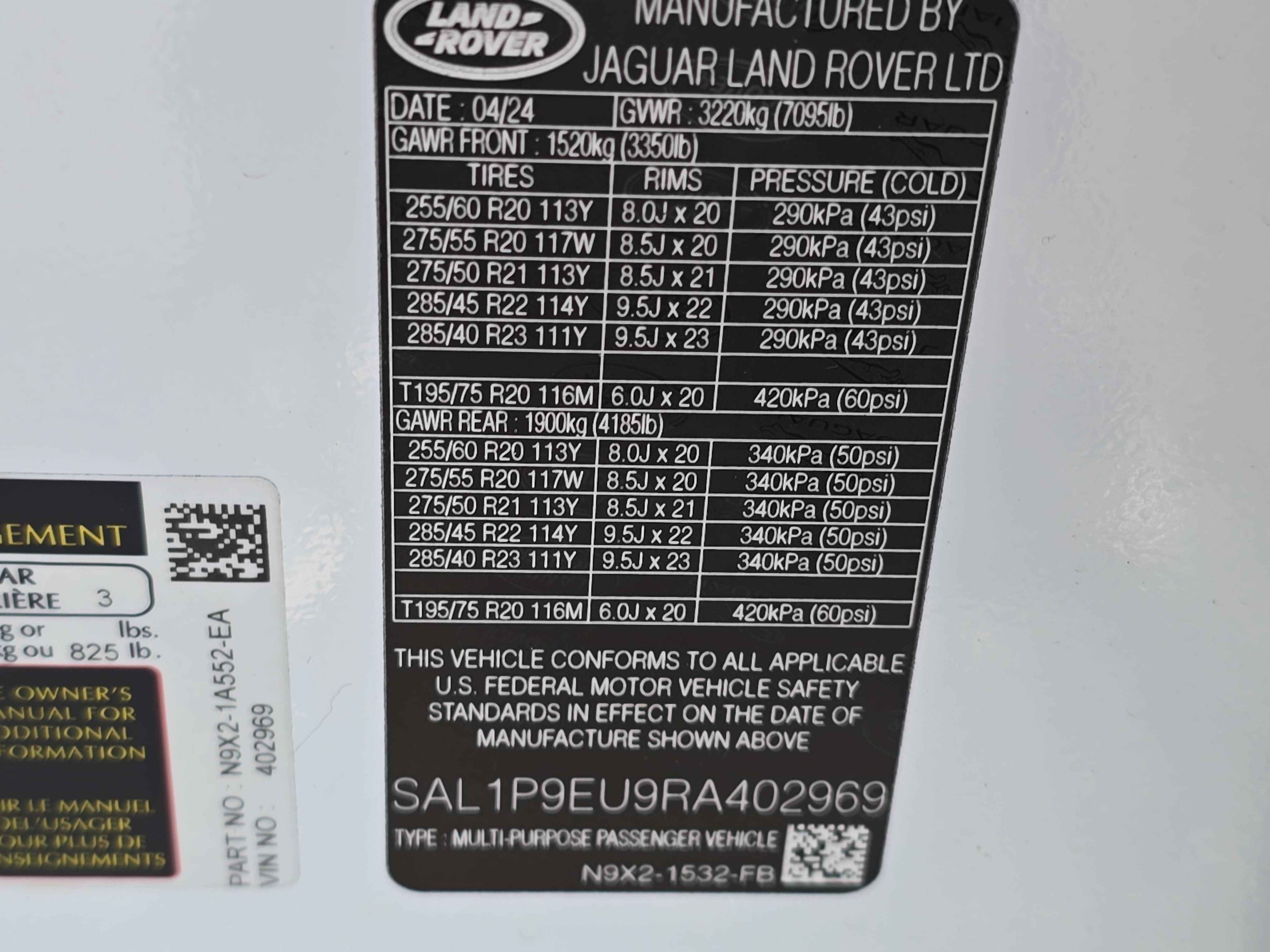 Certified 2024 Land Rover Range Rover Sport SE AWD/4WD image 36