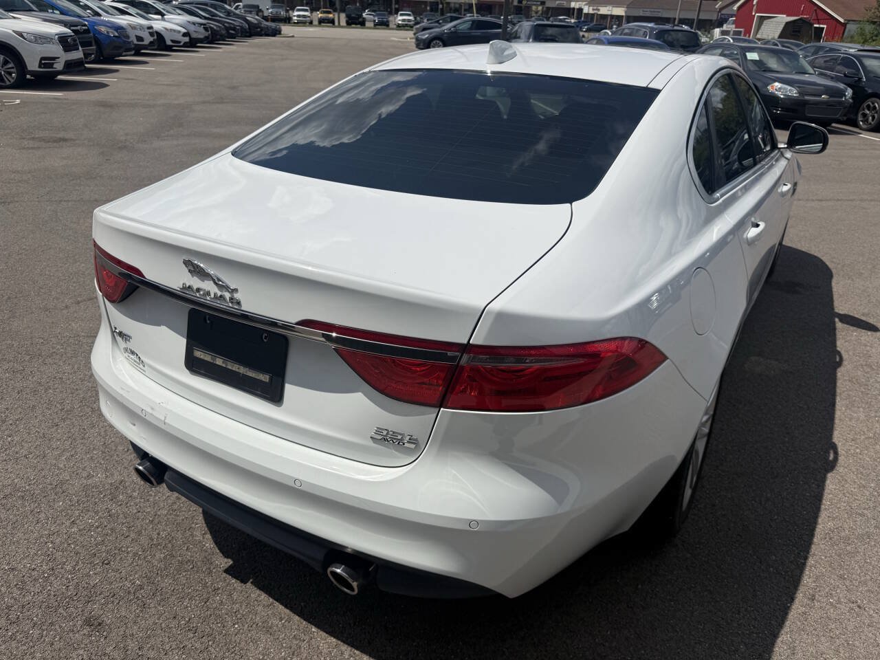 Used 2017 Jaguar XF Prestige AWD/4WD image 6