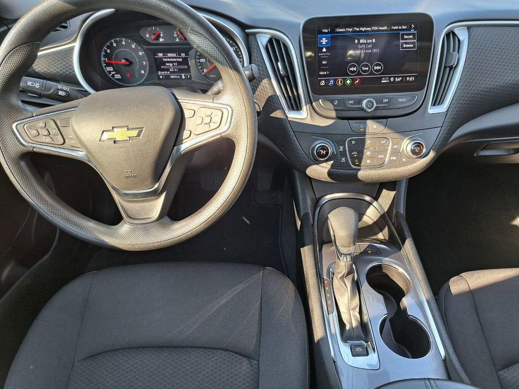 Used 2025 Chevrolet Malibu LT image 21