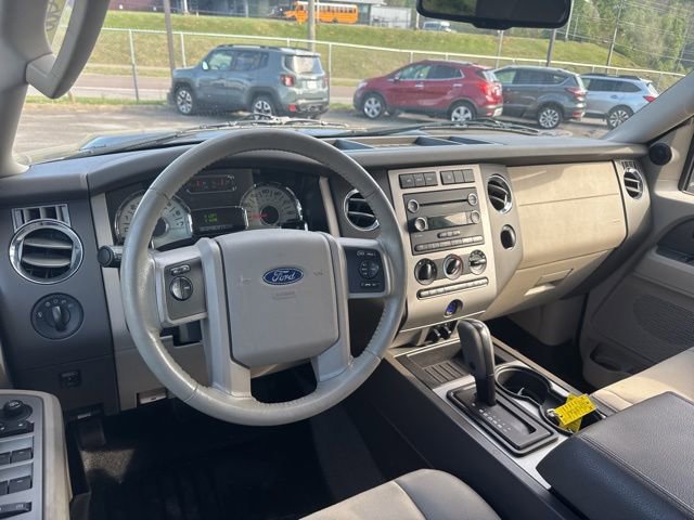 Used 2013 Ford Expedition XLT w/ HD Trailer Tow Pkg AWD/4WD image 13