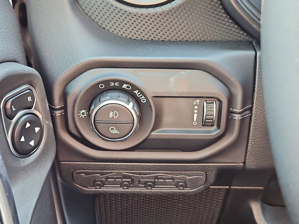 New 2026 Jeep Gladiator Rubicon AWD/4WD image 18