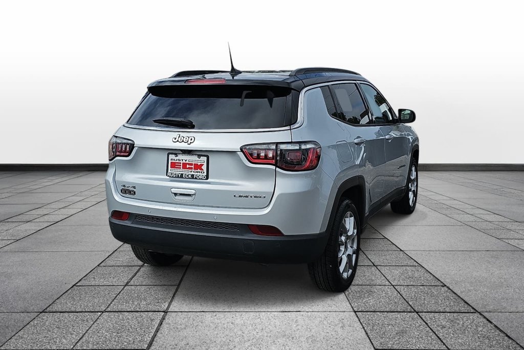 Used 2025 Jeep Compass Limited AWD/4WD image 5