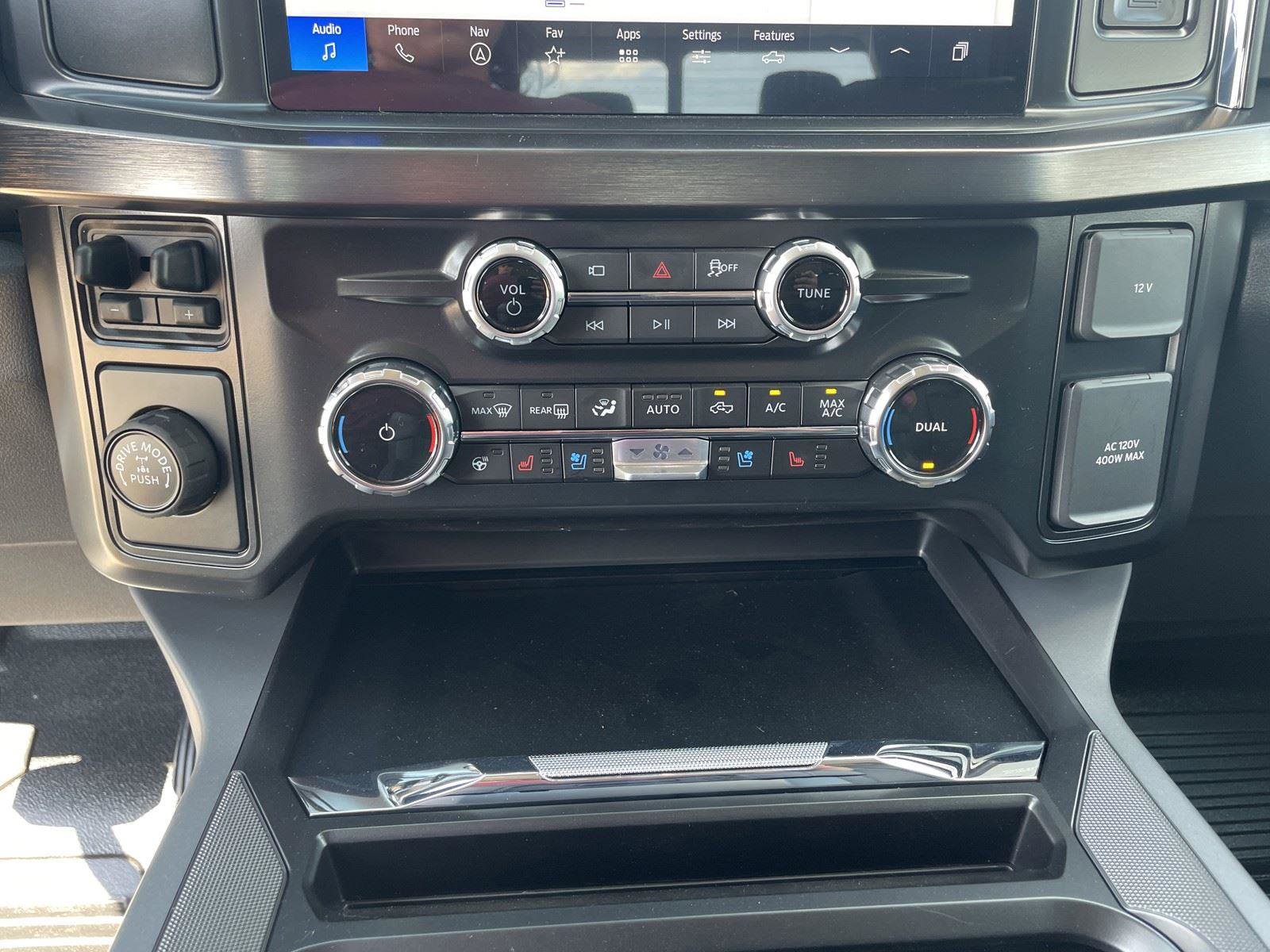 New 2026 Ford F350 Lariat RWD image 18