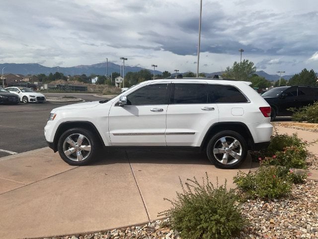 Used 2013 Jeep Grand Cherokee Overland Summit AWD/4WD image 7