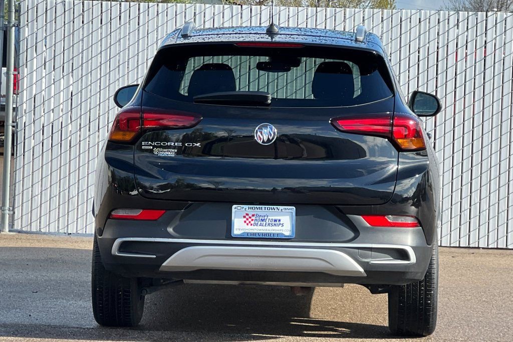 Used 2021 Buick Encore GX Select image 5