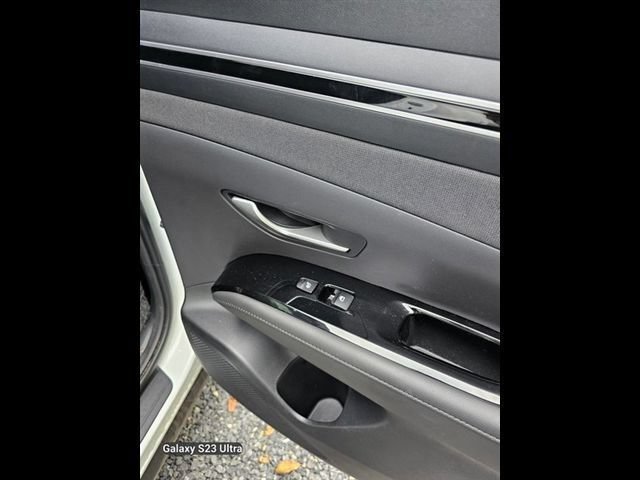 Certified 2024 Hyundai Tucson Limited AWD/4WD image 24